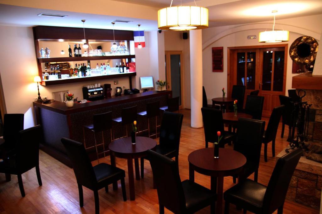 Hotel De Paris Tirana Kültér fotó