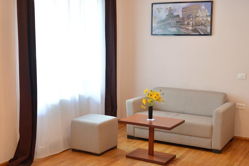 Hotel De Paris Tirana Kültér fotó