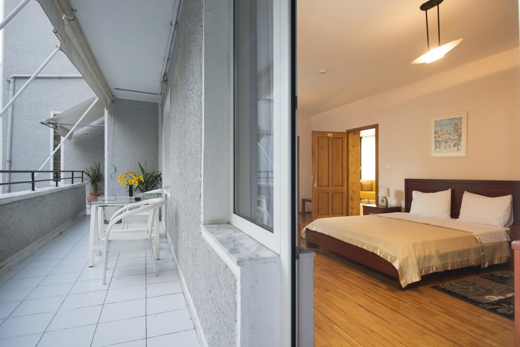 Hotel De Paris Tirana Kültér fotó