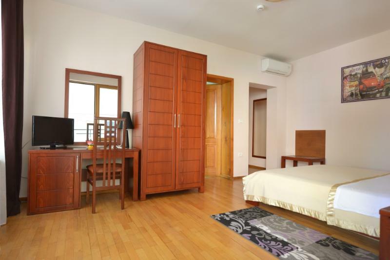 Hotel De Paris Tirana Kültér fotó