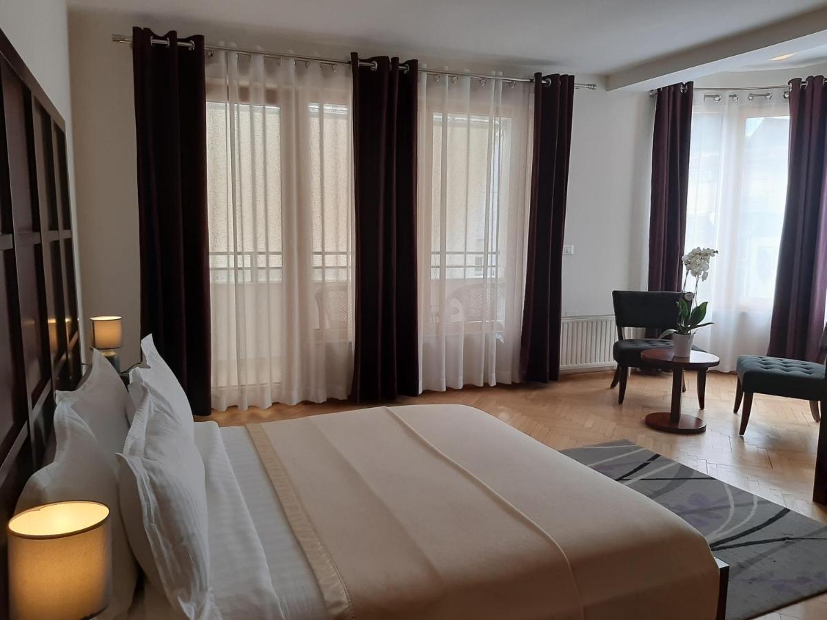 Hotel De Paris Tirana Kültér fotó